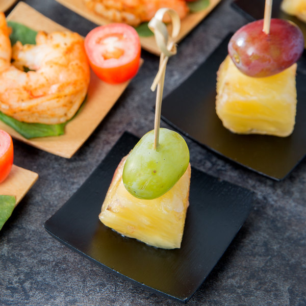 BLACK BAMBOO SQUARE DISH
